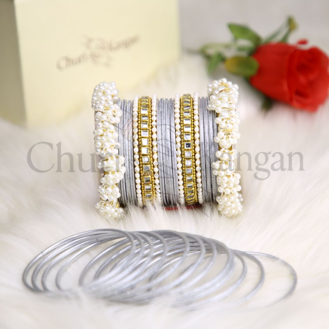 Moonlight Gajra Kundan Set – Silver Grey