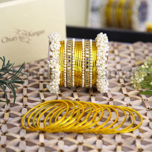 Plain Metal Gajra Kundan Set – Mustard Gold